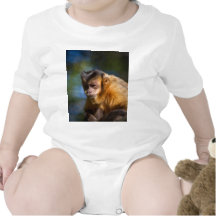 Mono del capuchón camiseta