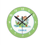 Mono en el reloj de pared de la tina - reloj del c reloj de pared