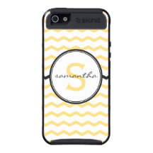 Monograma amarillo de Chevron iPhone 5 Coberturas