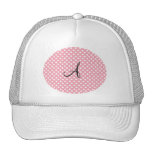 Monograma blanco rosado de los lunares gorras de camionero