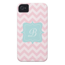 Monograma rosado del zigzag Case-Mate iPhone 4 coberturas