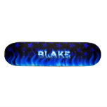 Monopatín azul de Skatersollie del fuego de Blake