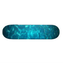 Monopatín de la piscina de agua