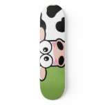 Monopatín de ruborización de la vaca patineta