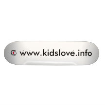 Monopatín del amor de los niños