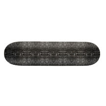 Monopatín negro de la piel de serpiente