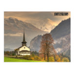 Montañas del suizo Nevado de la iglesia de Kanderg Postal