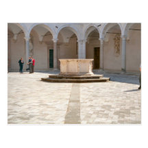 Montecassino, patio de la abadía tarjeta postal