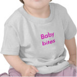 Mordeduras del bebé camisetas