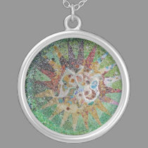 Mosaico de Gaudi collares