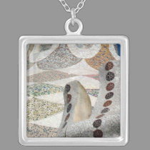 Mosaico de Gaudi collares