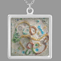 Mosaico de Gaudi collares