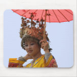 MOUSEPAD - Chica en vestido tradicional alfombrillas de raton 
