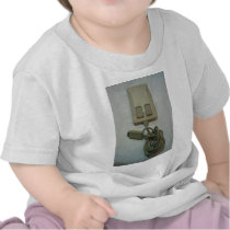 MOVIDO POR EL RATÓN DE AMIGA camisetas
