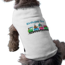 Muchacho del cumpleaños camisetas de perrito