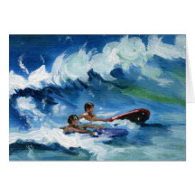 Muchachos de la persona que practica surf en las o felicitacion 