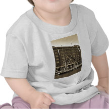 Muelle Londres del St Katherine Camiseta