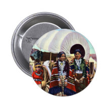Mujeres de Navajo en ropa nativa Pin