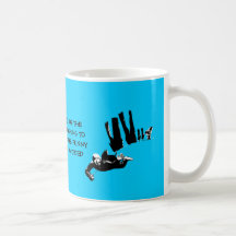Mún gusto pero el skydiving divertido tazas de café