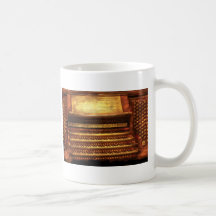 Músico - organista - el órgano tazas de café