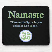 Namaste - con cita y símbolo de OM Tapetes De Ratones