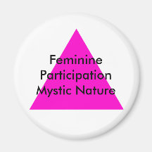 Naturaleza mística de la participación femenina el iman de frigorífico