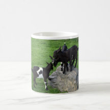 Niños de la cabra taza