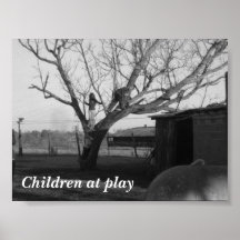 Niños en el juego posters