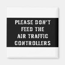 No alimente por favor los controladores aéreos iman