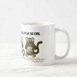 No oiga ningún mono del mal taza
