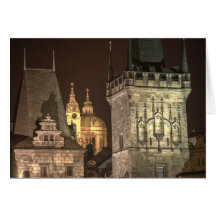 Noche de Praga de las torres del puente de Charles Tarjeta