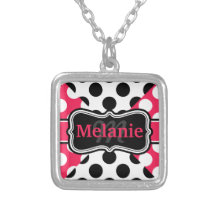 Nombre personalizado blanco elegante del negro del pendientes personalizados