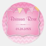 Nombre rosado del bebé de Ombre Chevron Pegatina