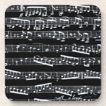 Notas blancos y negros de la música posavasos de bebida