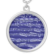 Notas de la música de los azules marinos pendientes