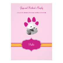 Nuevo chica de la invitación del perrito/del gato 