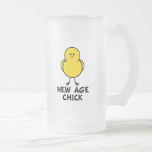 Nuevo polluelo de la edad taza
