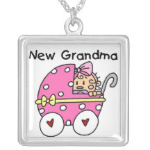 Nuevos regalos de la abuela de la niña grimpola