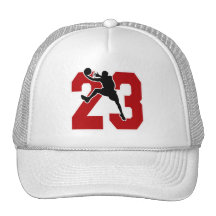 NÚMERO 23 CON EL JUGADOR DE BÁSQUET GORRAS