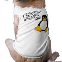 ¡Nunca confíe en que un OS usted no tiene fuentes  T-shirt De Mascota