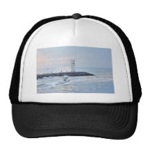 Océano escénico HDR de la torre ligera de la pesca Gorro