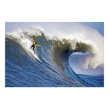 Onda grande en los rebeldes que practican surf la  fotografia