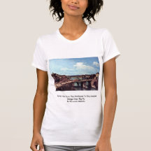 Opinión de Turín del noreste Camisetas