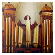 Órgano de la iglesia tejas