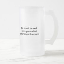 Orgulloso trabajar mientras que usted recoge los f tazas de café