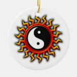 Ornamento equilibrado de Yin Yang Sun Ornamente De Reyes