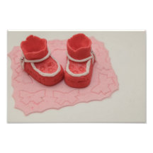 Ornamento rojo de la torta de los zapatos de bebé cojinete