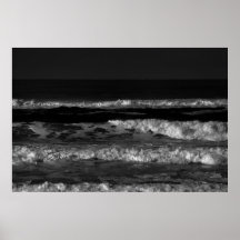 Oscuridad a través de la impresión de las ondas posters