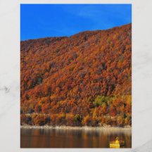 Paisaje del otoño de Gura Raului Tarjeton
