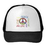 Paz retra gorra